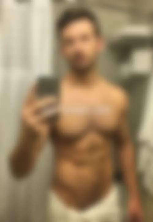 Beau gosse gay cherche sexe réel avec mec open de Massy