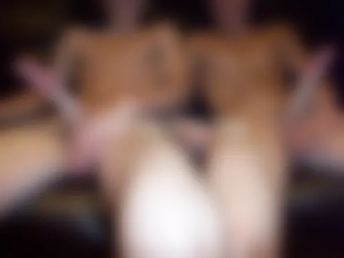 Jeune couple gay bien membré de Cantal cherche soumis à défoncer
