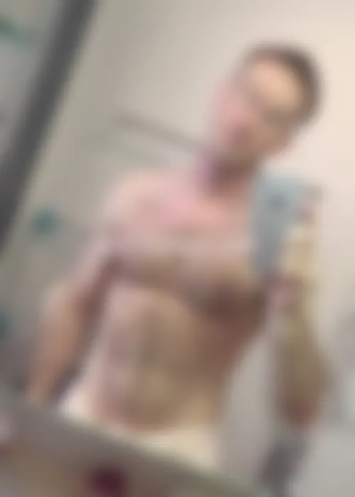 Gay chaud à la bite en feu cherche plan Q à Mulhouse
