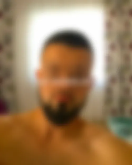 Gay célibataire du 78 (Sartrouville) pour rencontre plan cul