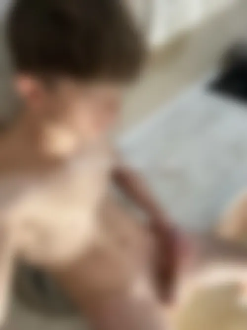 Jeune puceau gay ch première expérience à Québec