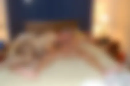 Vieux couple homosexuel de Saint-Brieuc cherche partenaire gay pour plan à 3